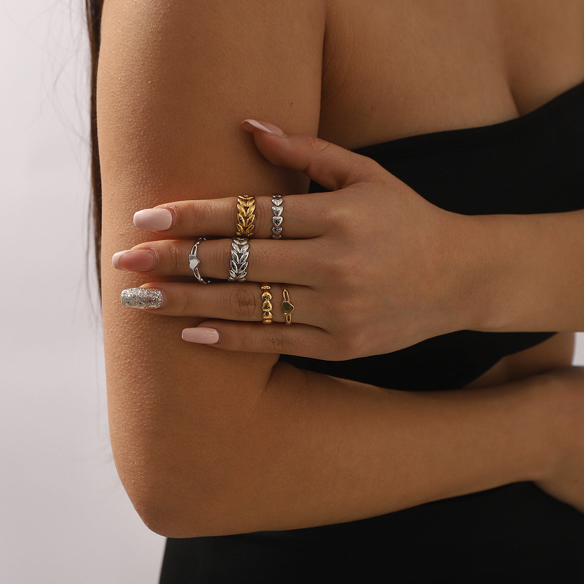 Anillo abierto de acero inoxidable con diseño minimalista de corazón y espiga de trigo para mujer con acabado chapado