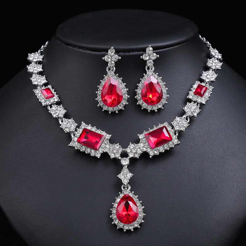 Fashion Minimalist Square and Plum Blossom Shape Electroplated Alloy Necklace and Earrings Set for Women with Irregular Block Pattern and Standard Chain