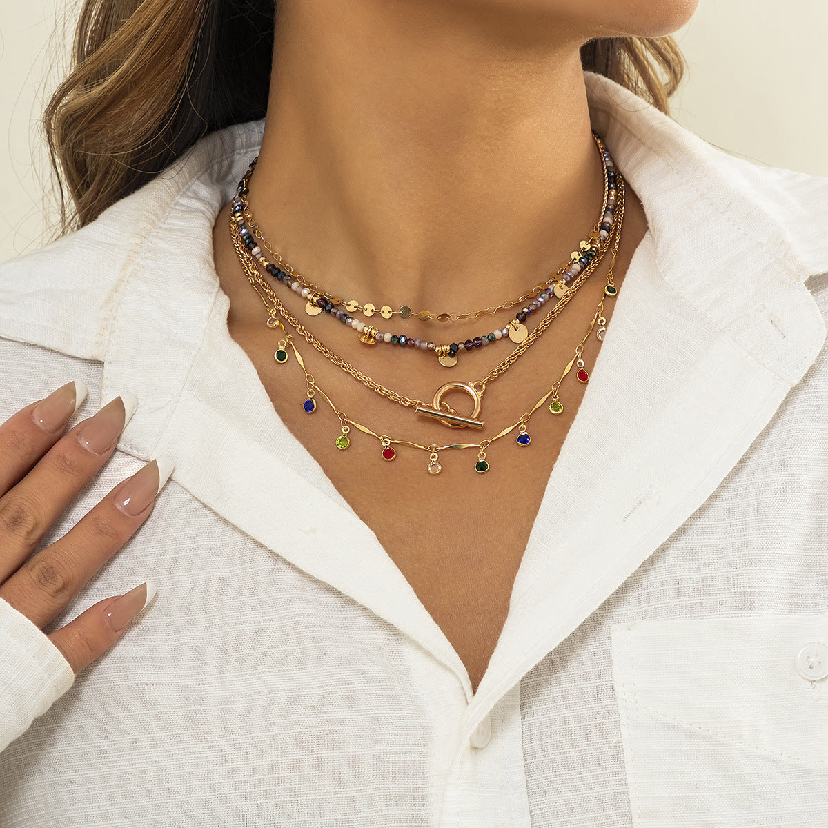 Collana Pendente Etnico Geometrico Vintage con Nappa e Dettagli Perlinati su Catena Serpentina in Lega Placcata Oro da Donna