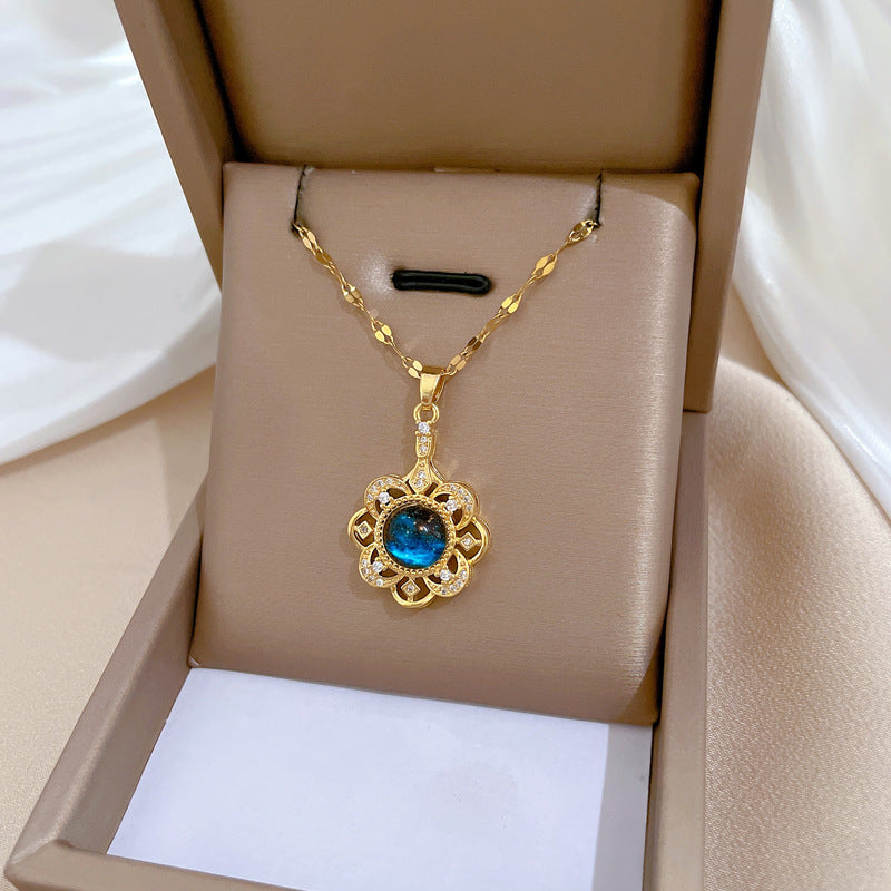Luxury Starry Sky Floral Pendant Necklace for Women Titanium Steel Geometric Chain with Rhinestone Inlay Elegant Clavicle Necklace