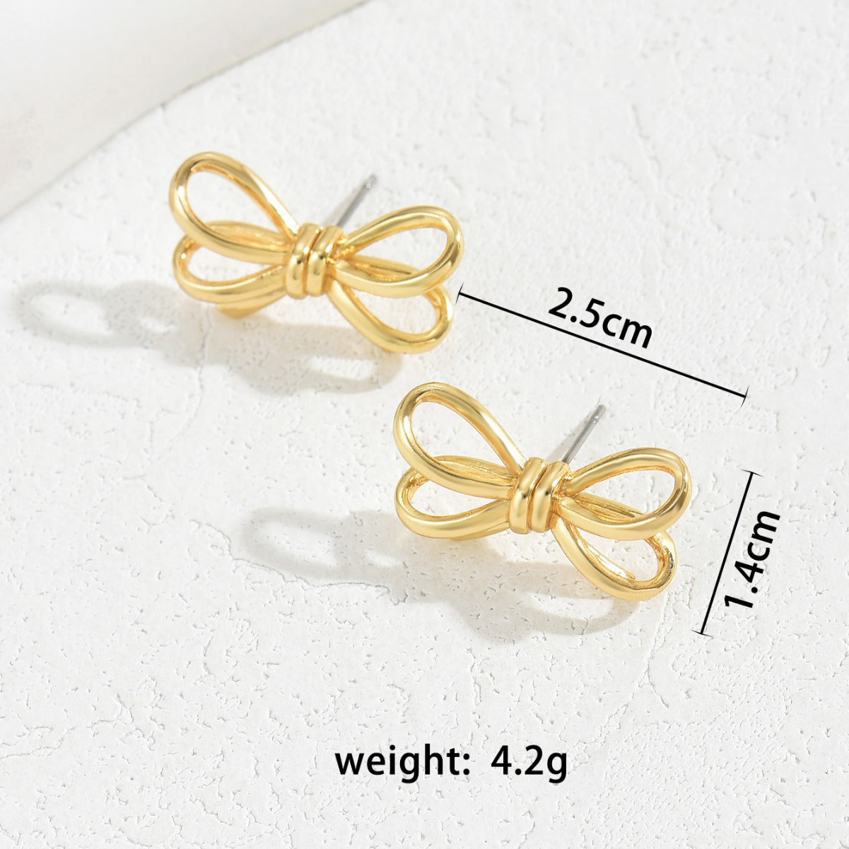 Aretes de tuerca para mujer de aleación de zinc con chapado en oro de 18 quilates, diseño geométrico hueco de múltiples capas, con nudo de lazo minimalista y dulce
