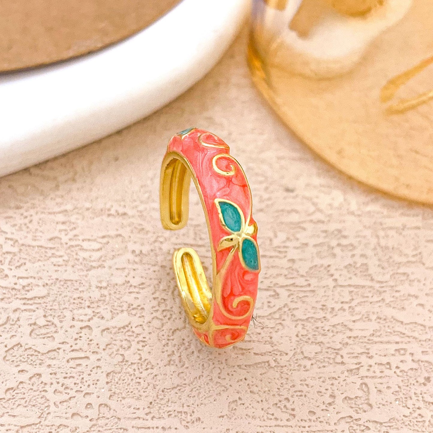 Sweet Elegant Gold Plated Enamel Floral Alloy Ring for Women