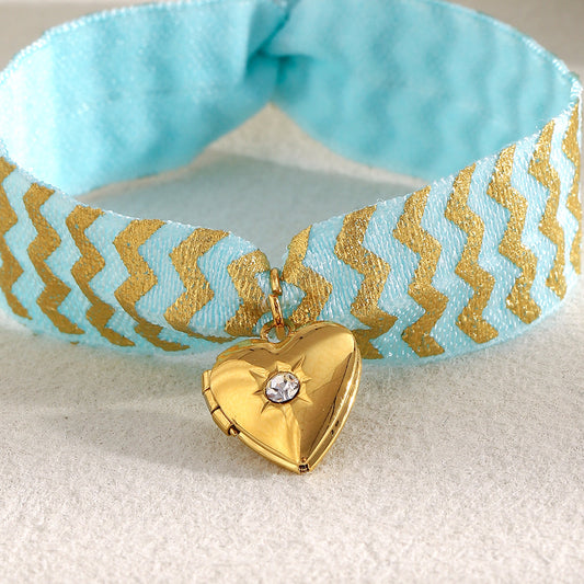 Minimalist Heart-Shaped Stainless Steel Plated 18K Gold Blue Ribbon Photo Locket Bracelet for Women