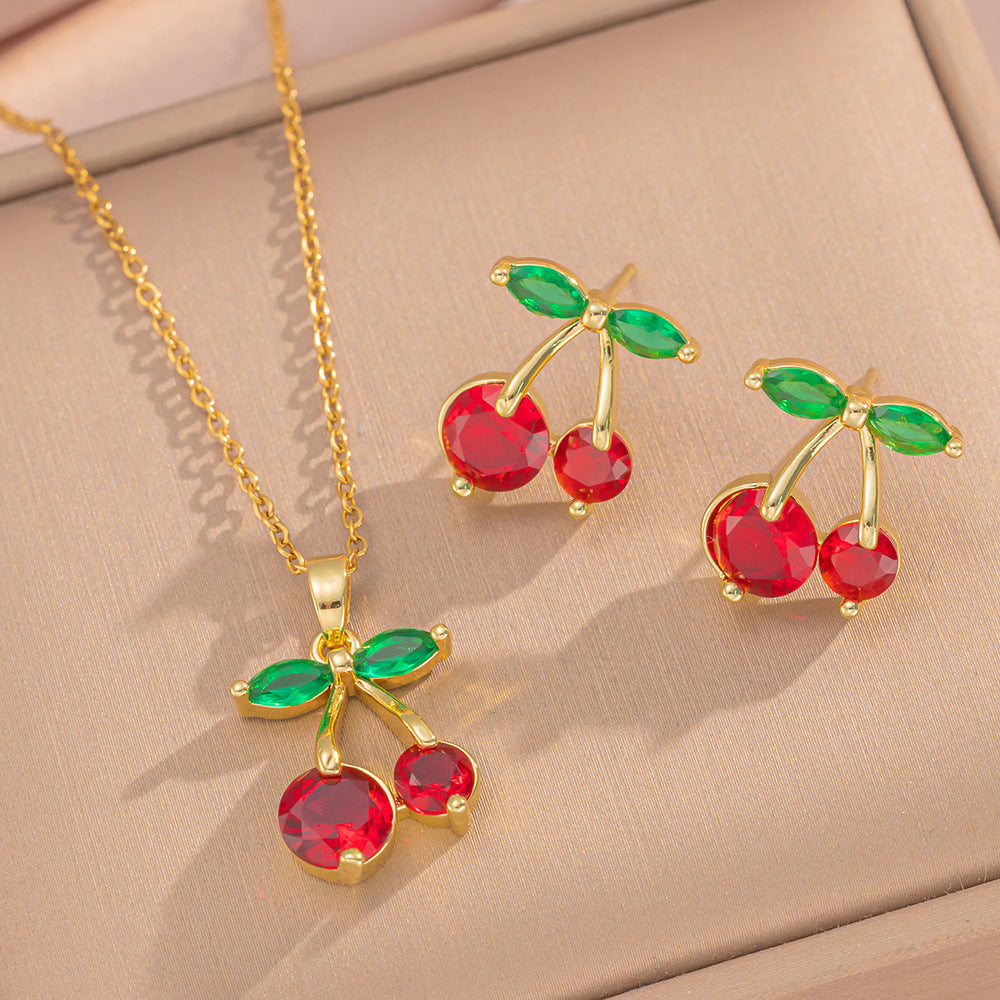 Luxury Cherry Heart Pendant Necklace Set for Women in Titanium Steel with Gold-Plated Copper Charm and Rhinestone Inlay on O-Chain