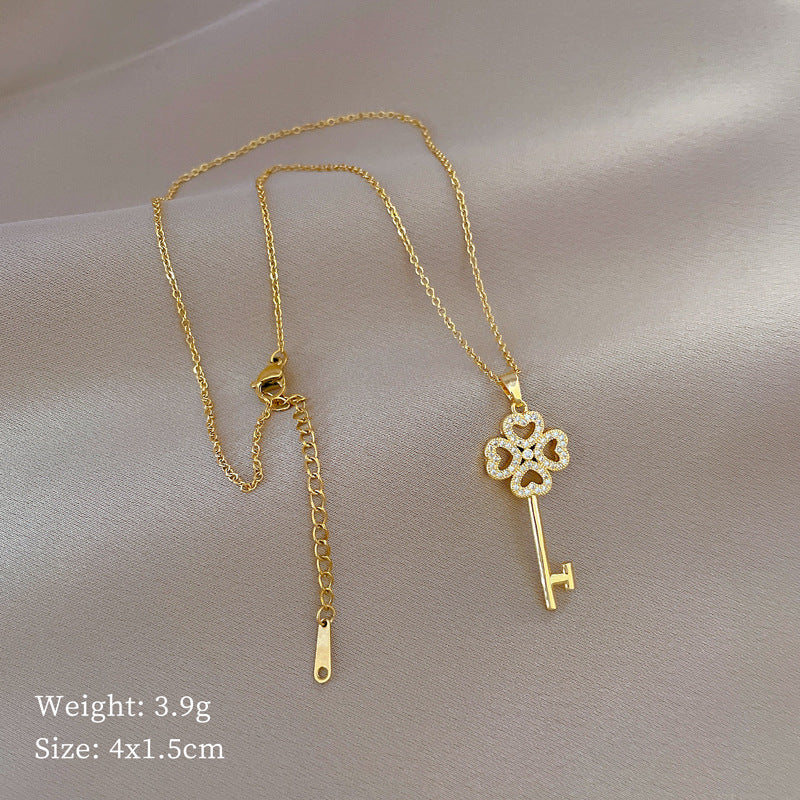 Collana con ciondolo di lusso quadrifoglio per donna e uomo, catena in acciaio al titanio con intarsio di strass, design geometrico