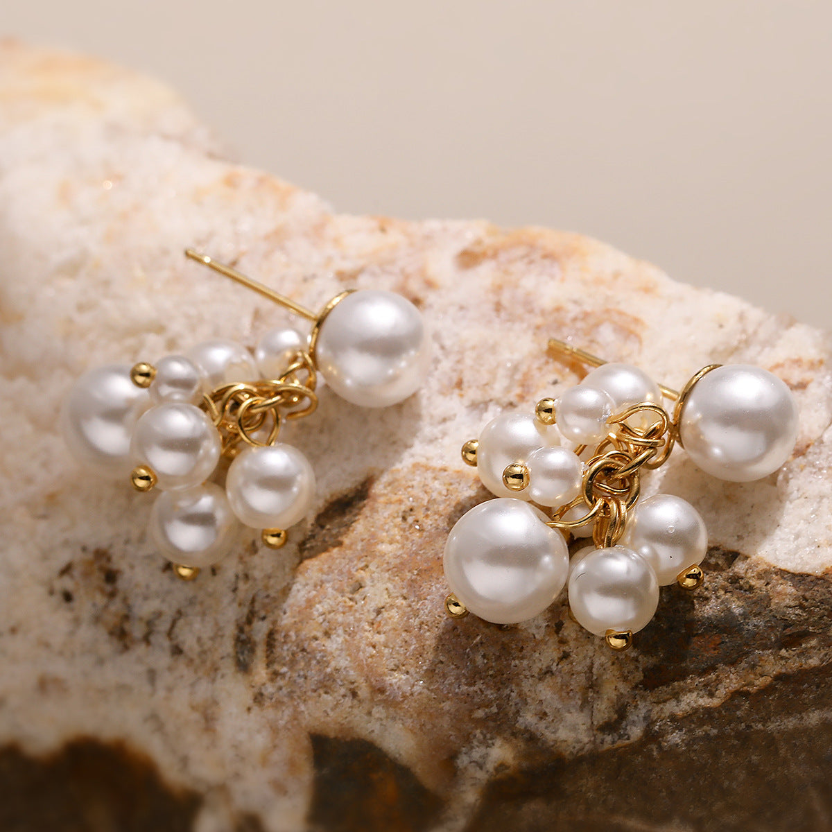 Elegant Minimalist Geometric Pearl Stainless Steel Earrings for Women