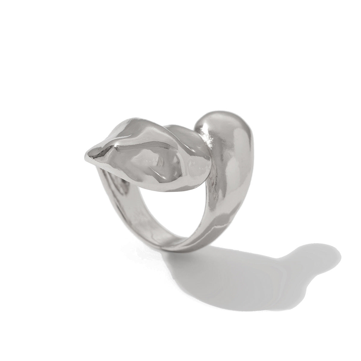 Minimalist Geometric Zinc Alloy Plated Ring for Women