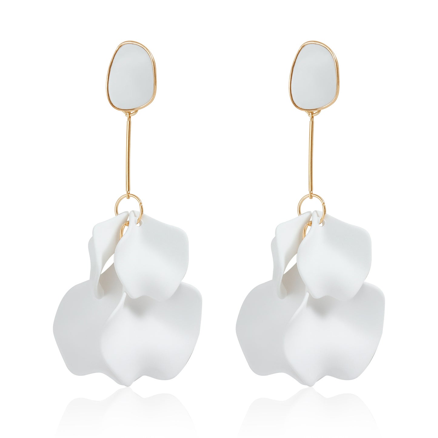 Vintage Floral Resin Stud Earrings for Women with Geometric Petal Shape and Plated Finish