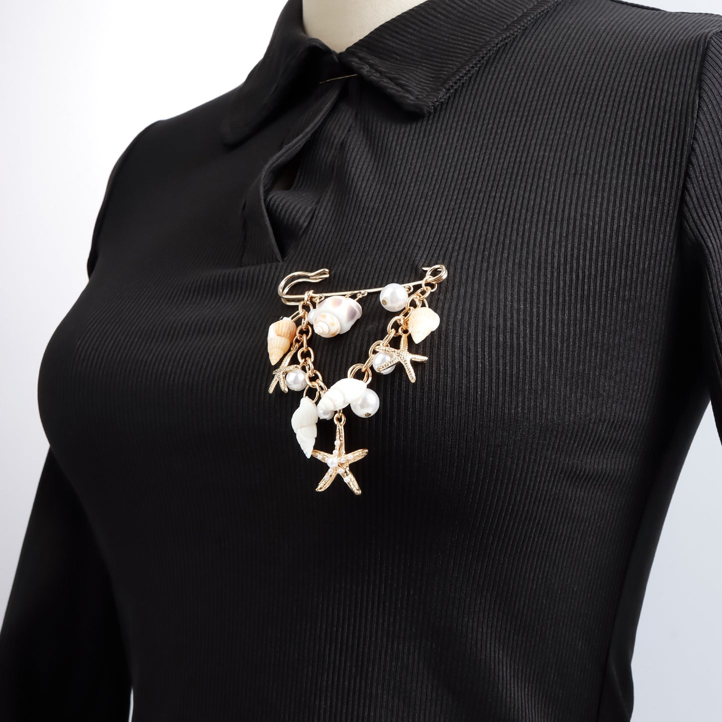 Fashionable OL Style Geometric Alloy Brooch with Rhinestone Inlay and Pearl Accents for Women
