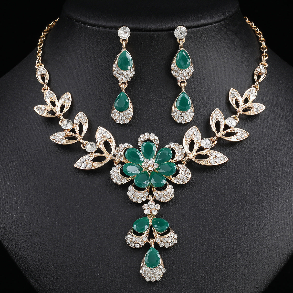 Conjunto de collar de aleación floral vintage con colgante, incrustaciones de diamantes de imitación y cadena de onda de agua para mujer