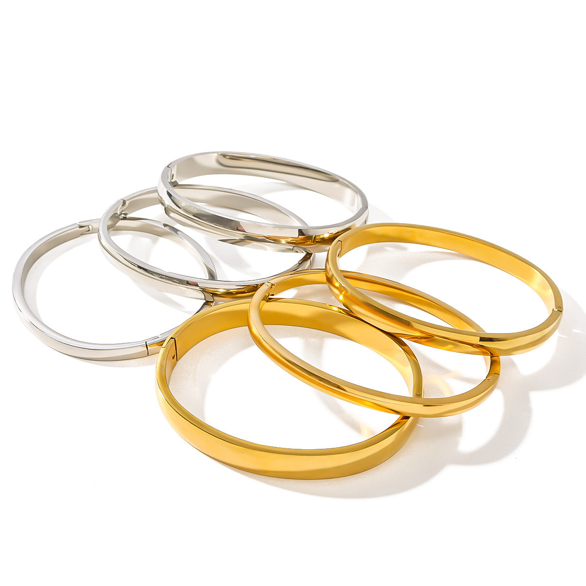 Set di bracciali da donna placcati in acciaio inossidabile con design geometrico minimalista e cerchio rotondo liscio