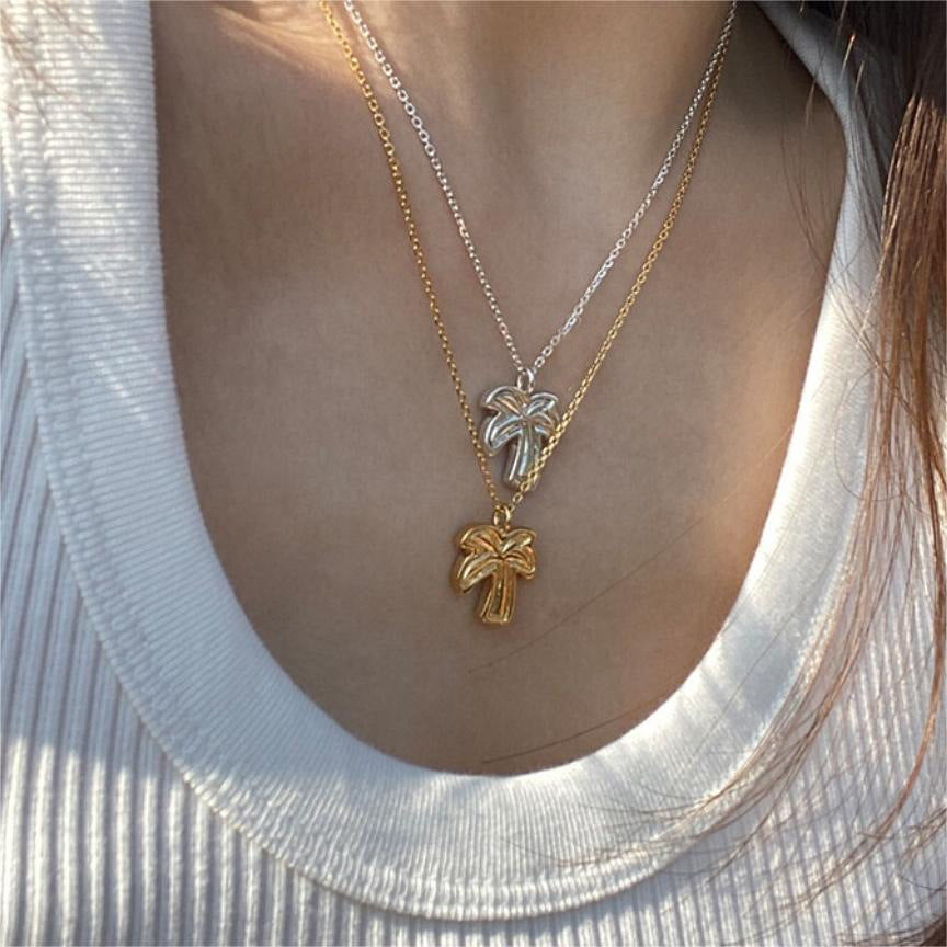 Collana pendente minimalista irregolare a forma di albero di cocco in argento sterling 925 con finitura lucida