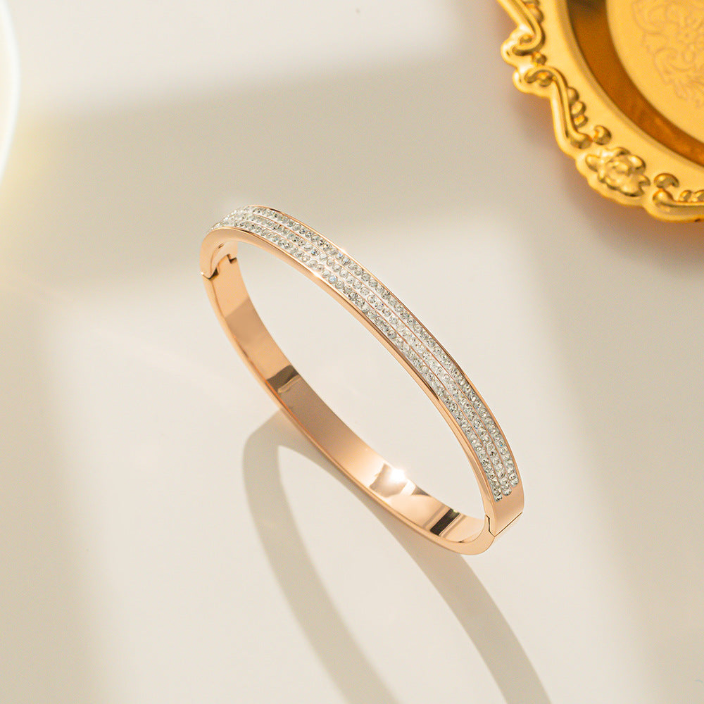Bracciale da donna minimalista in acciaio inossidabile con cielo stellato, accessorio di moda ipoallergenico e resistente allo scolorimento