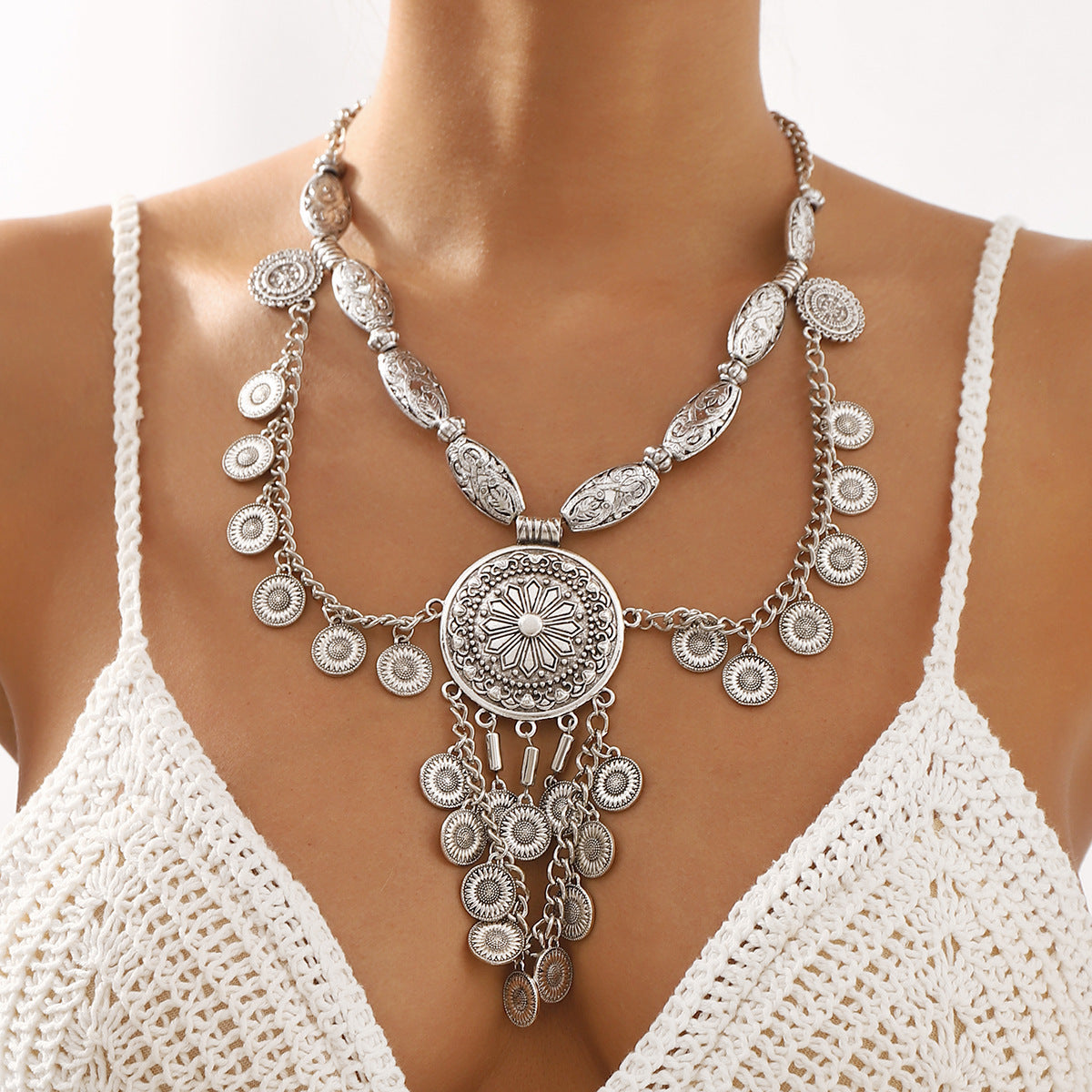 Collar con colgante geométrico bohemio vintage con aleación chapada y cadena ondulada unisex