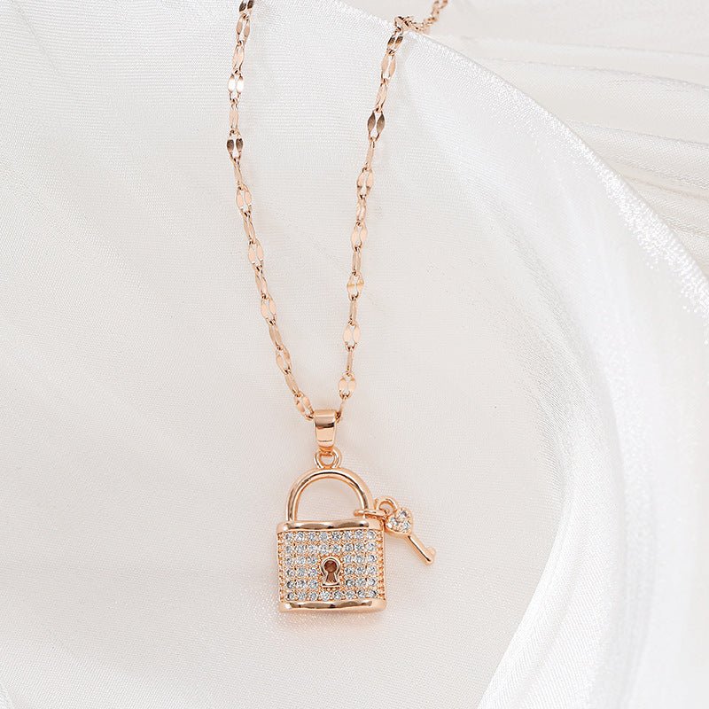 Minimalist Lock-Shaped Titanium Steel Necklace with Alloy Pendant and Plated Finish for Women and Men