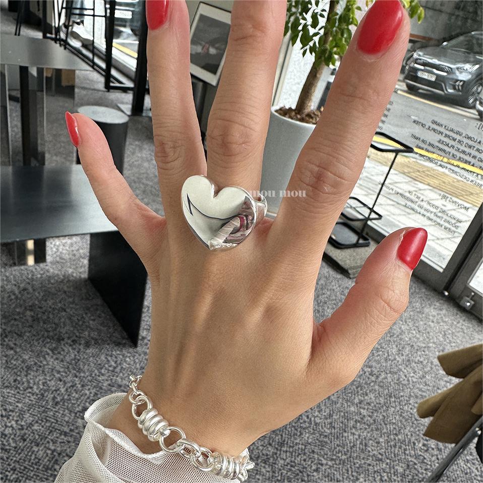 Anello minimalista a cuore in argento sterling 925 con dettaglio quadrato smussato da donna