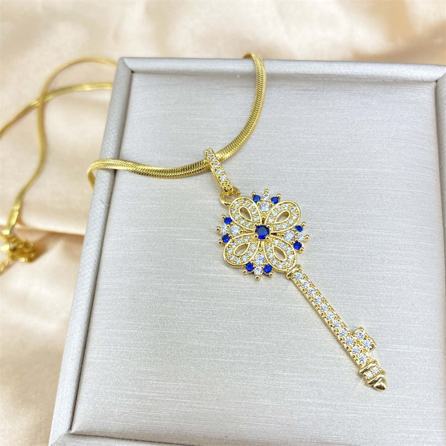 Collana con Pendente Lusso a Quadrifoglio in Acciaio al Titanio con Finitura Placcata su Catena Piatta Snake per Donna e Uomo