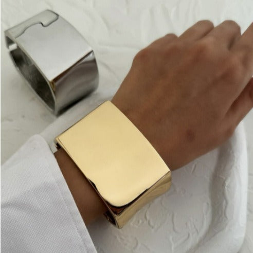 Bracciale Aperto in Lega Geometrico Quadrato Minimalista da Donna