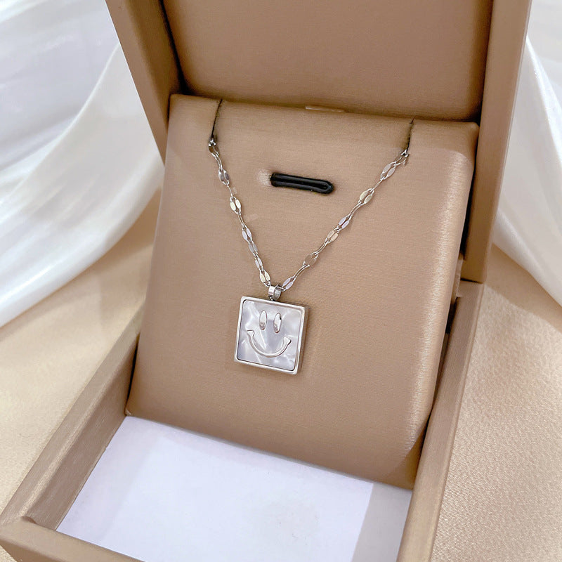 Collana Punk Minimalista Dolce Cuore Geometrico in Acciaio Inossidabile con Catena Irregolare