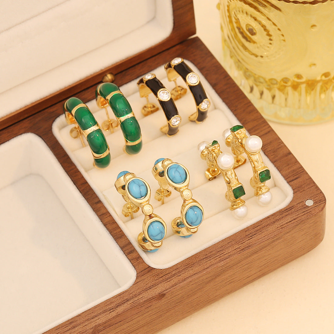 Pendientes de acero inoxidable esmaltados vintage en forma de C con diseño de línea geométrica para mujer