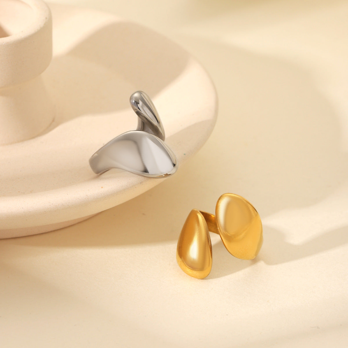 Anello Aperto Minimalista Asimmetrico Geometrico Gioielli da Donna in Acciaio Inossidabile Placcato Oro 18K