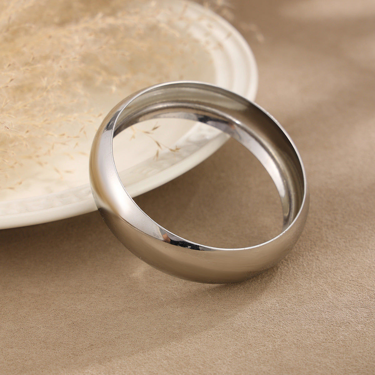 Minimalist Round PVD Polished Stainless Steel Bangle Bracelet