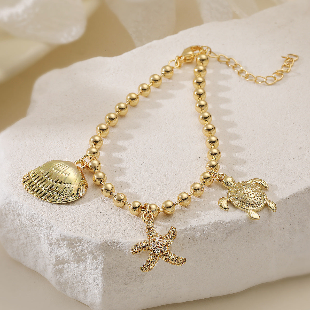 Fashion Geometric Starfish Micro-inlay Brass Bracelet for Women