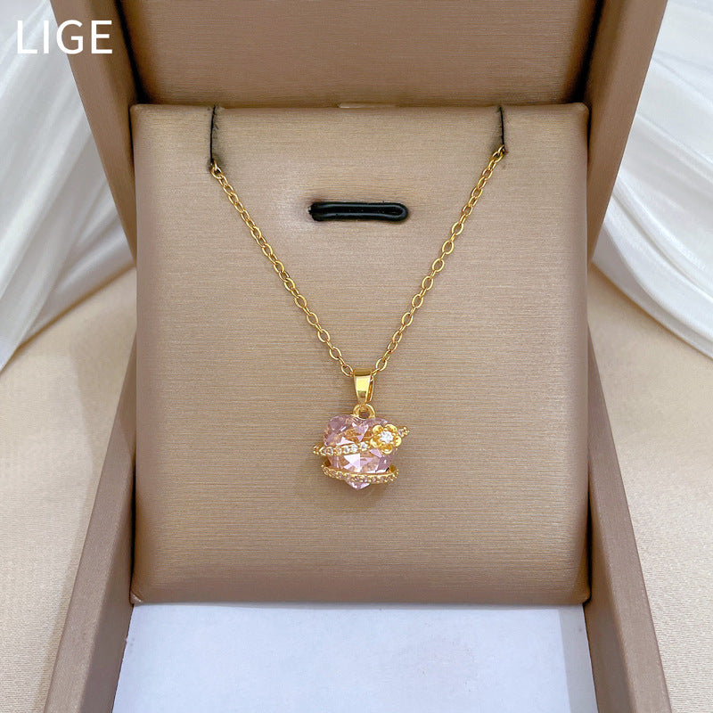 Collana con ciondolo a cuore floreale rosa in acciaio inossidabile con strass per donna, catena minimalista con medaglione