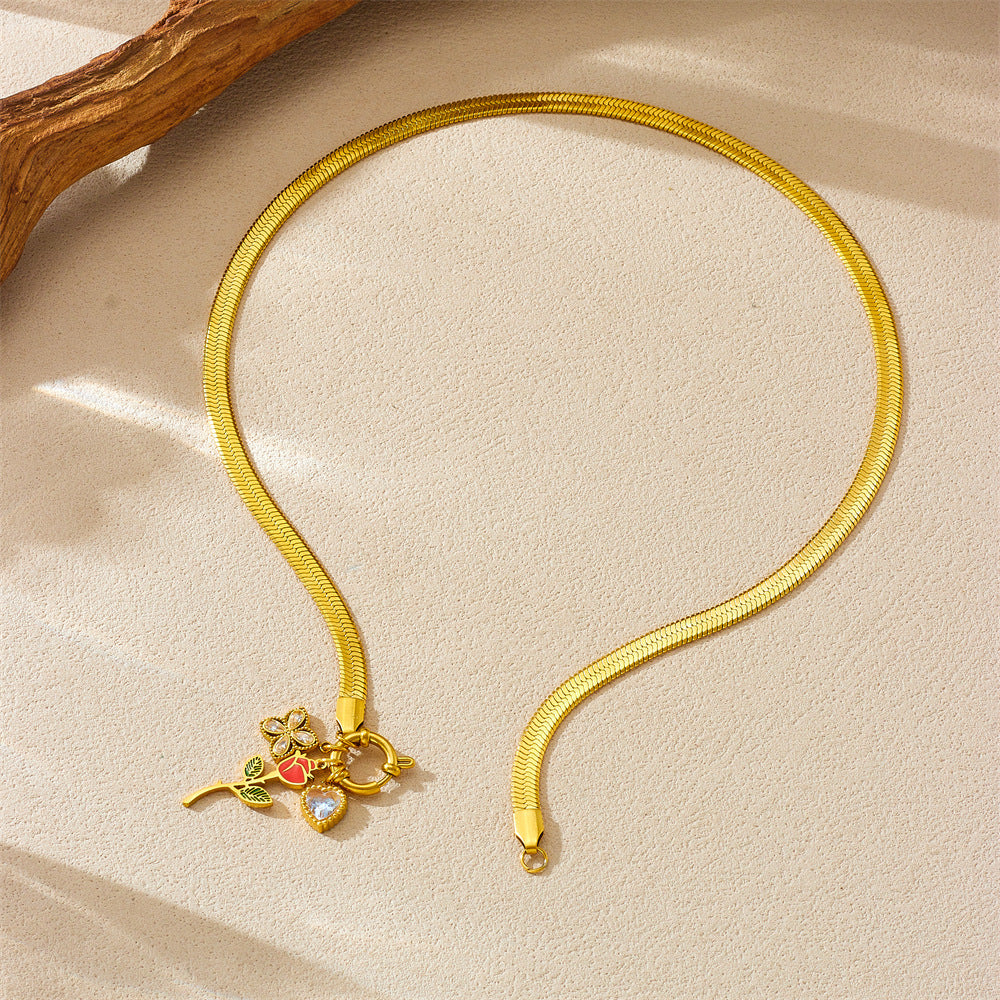 Collana Pendente Rosa Floreale in Stile Vintage in Acciaio Inossidabile con Placcatura Oro su Catena Snake con Chiusura ad Anello a Molla