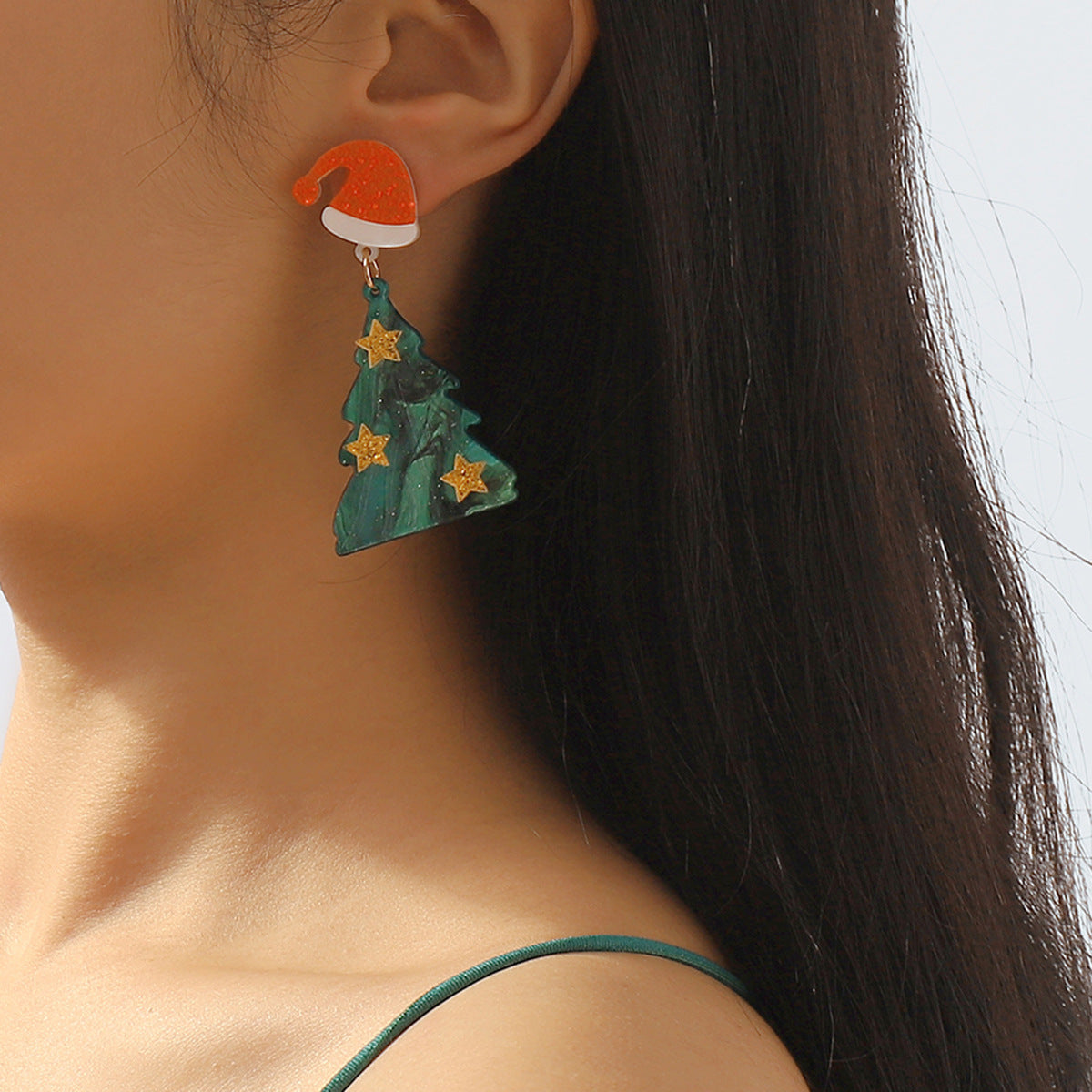 Pendientes de árbol de Navidad de acrílico dulce y atrevido para mujer con detalles hechos a mano y diseño festivo inspirado en flores