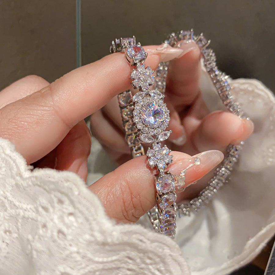 Luxury Elegant Round Floral Geometric Brass Bracelet with Cubic Zirconia Inlay for Women