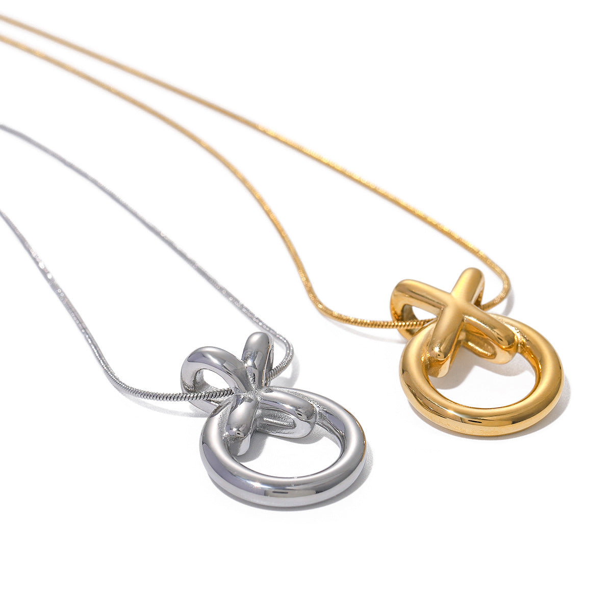 Minimalist Heart-Shaped Stainless Steel Pendant Necklace with Titanium Steel Charm and Plated Finish for Women