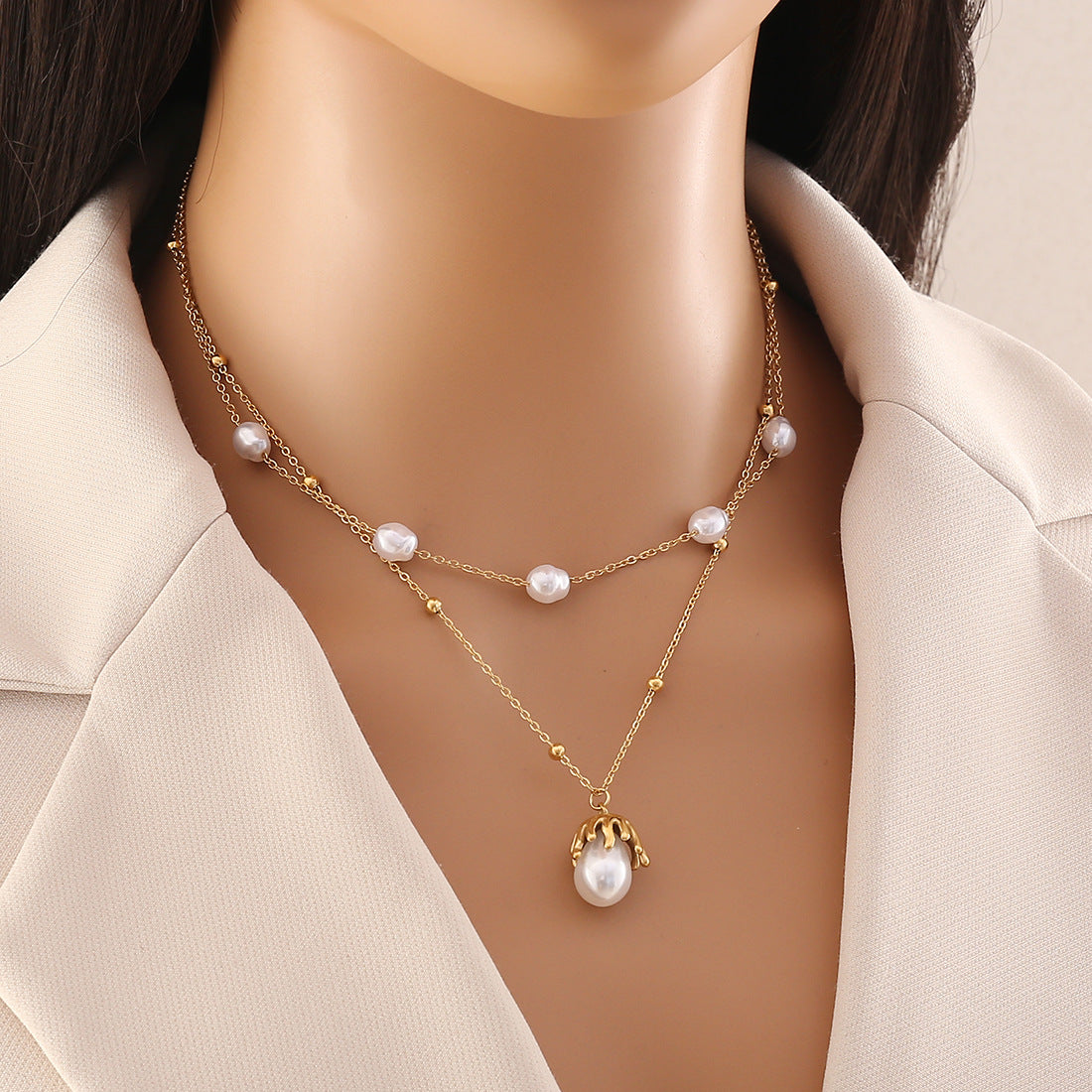 Set di Collana da Donna Elegante a Forma di Lampadina Irregolare con Perle Imitazione, Doppia Catena a O in Acciaio Inossidabile e Finitura Elettroplaccata