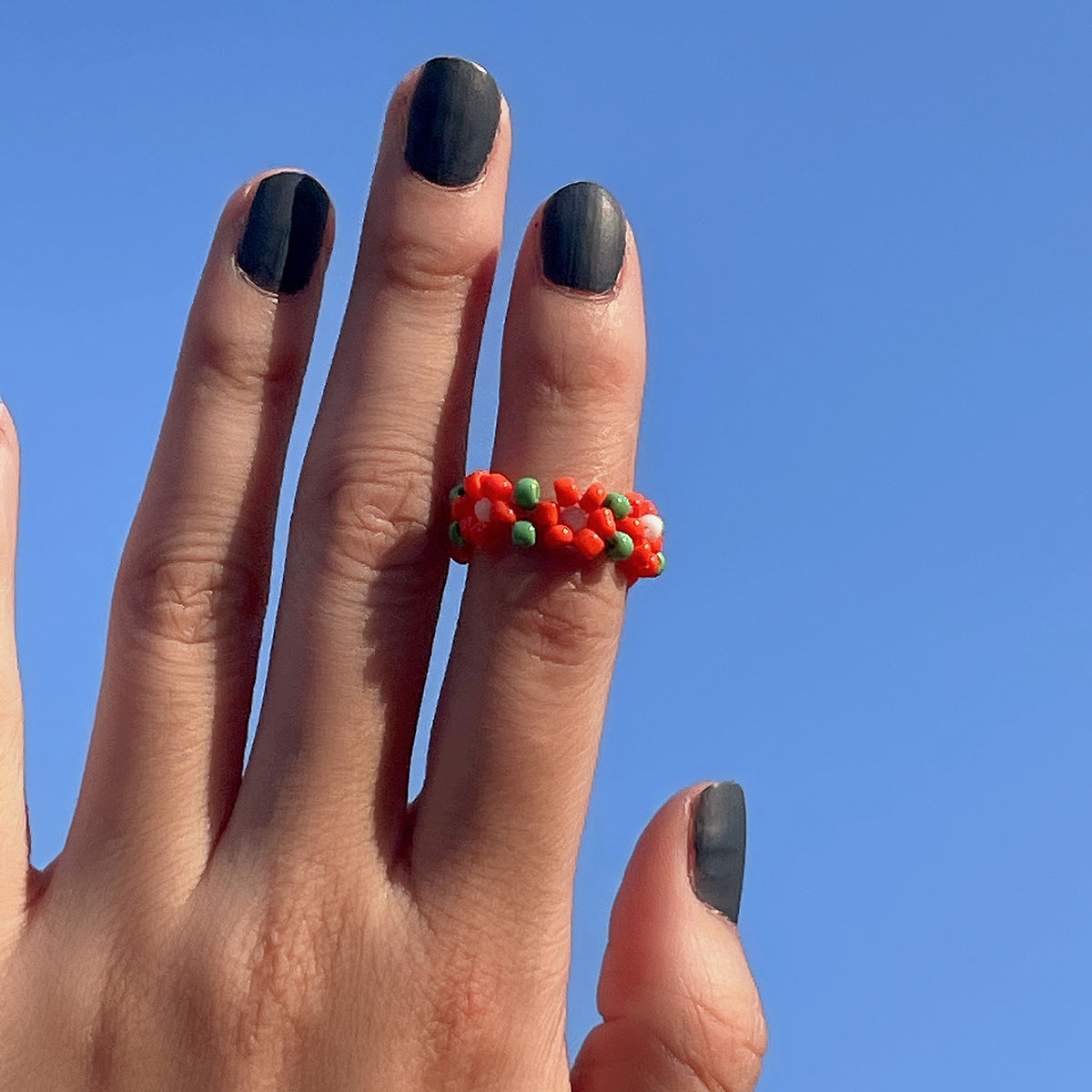 Anillo de plástico geométrico dulce y fresco estilo pastoral tejido a mano con cuentas de semillas