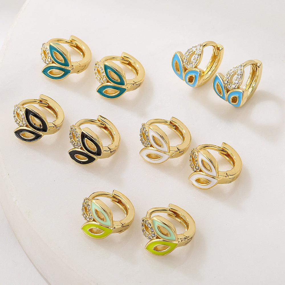 Orecchini a cerchio piccoli geometrici minimalisti da donna con base in rame placcato in oro 18K e zirconi incastonati a smalto