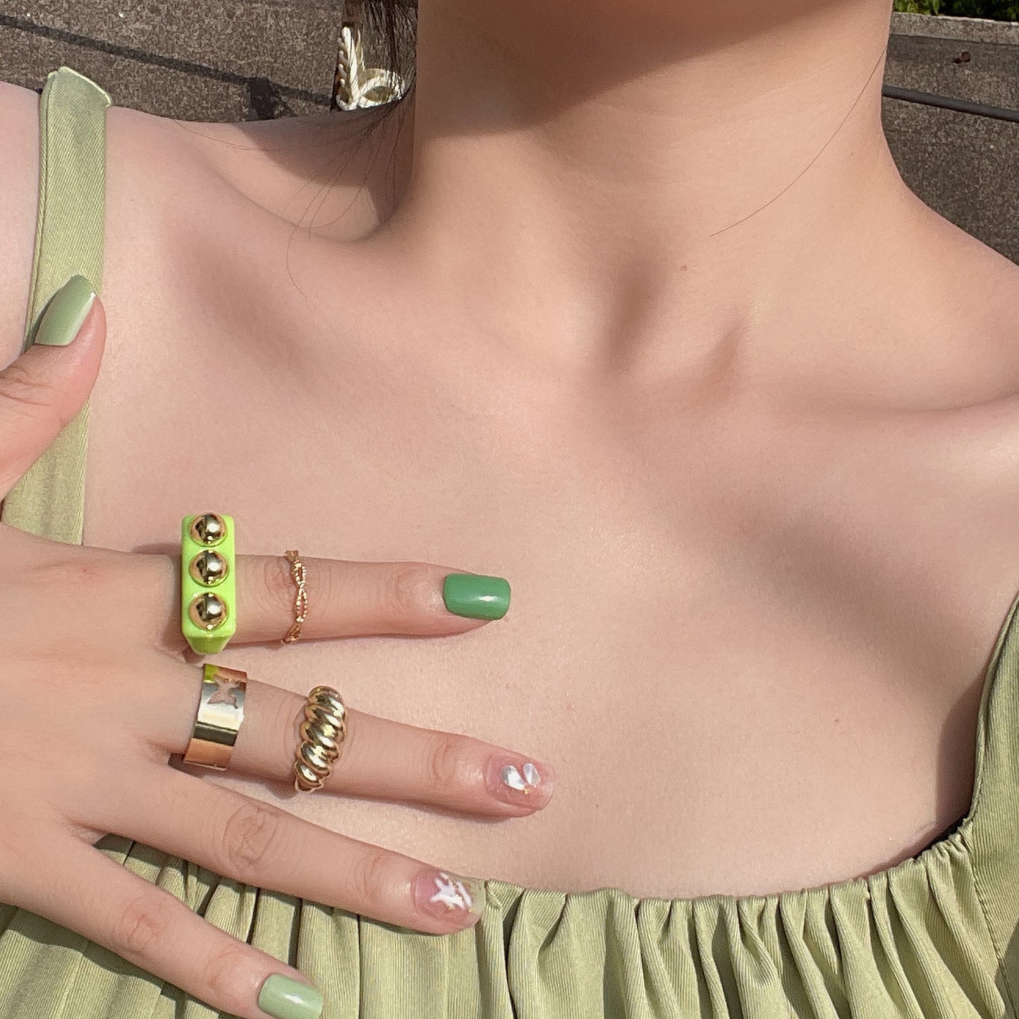 Set de anillos apilables geométricos con forma de mariposa para mujer, de aleación con acabado galvanizado