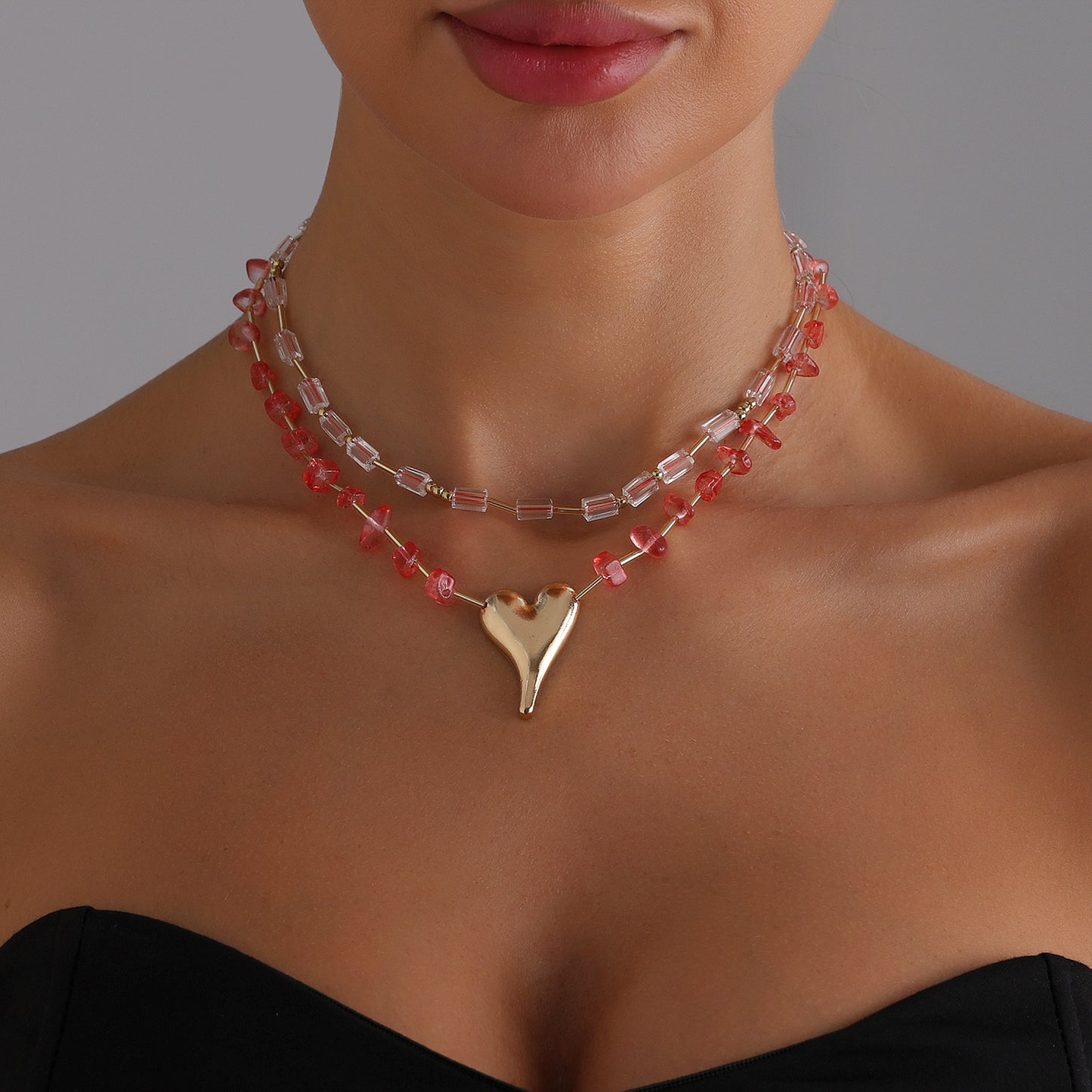 Fashionable Geometric U-Shaped Alloy Necklace for Women with Plated Finish and Heart Pendant