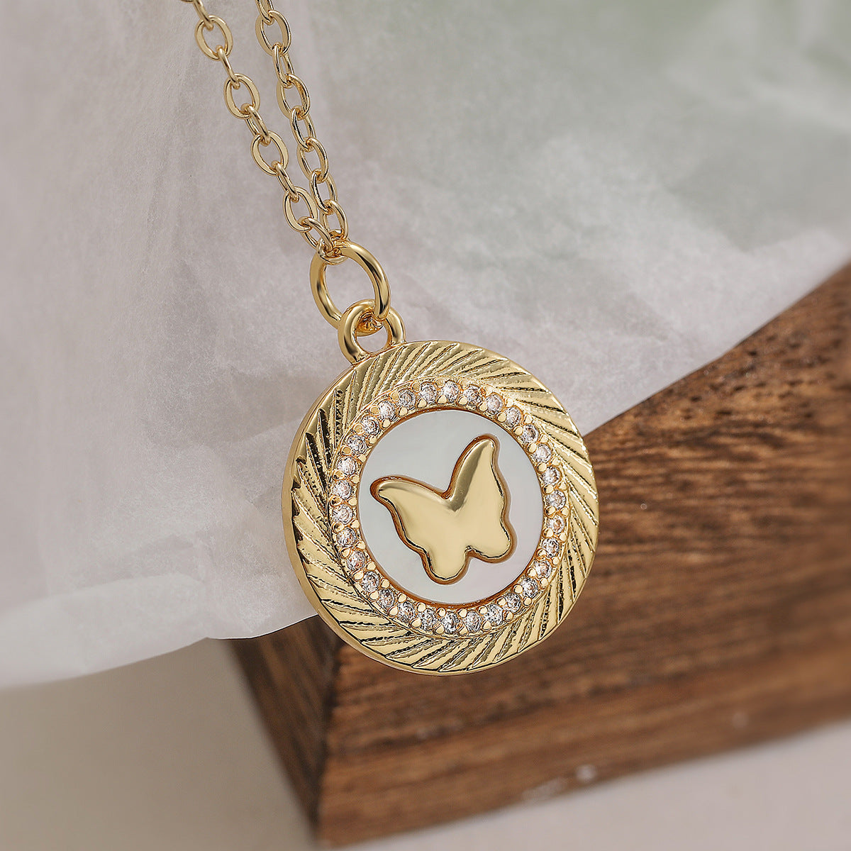 Minimalist Round Cat Paw Butterfly Lightning Geometric Brass Pendant Necklace for Women