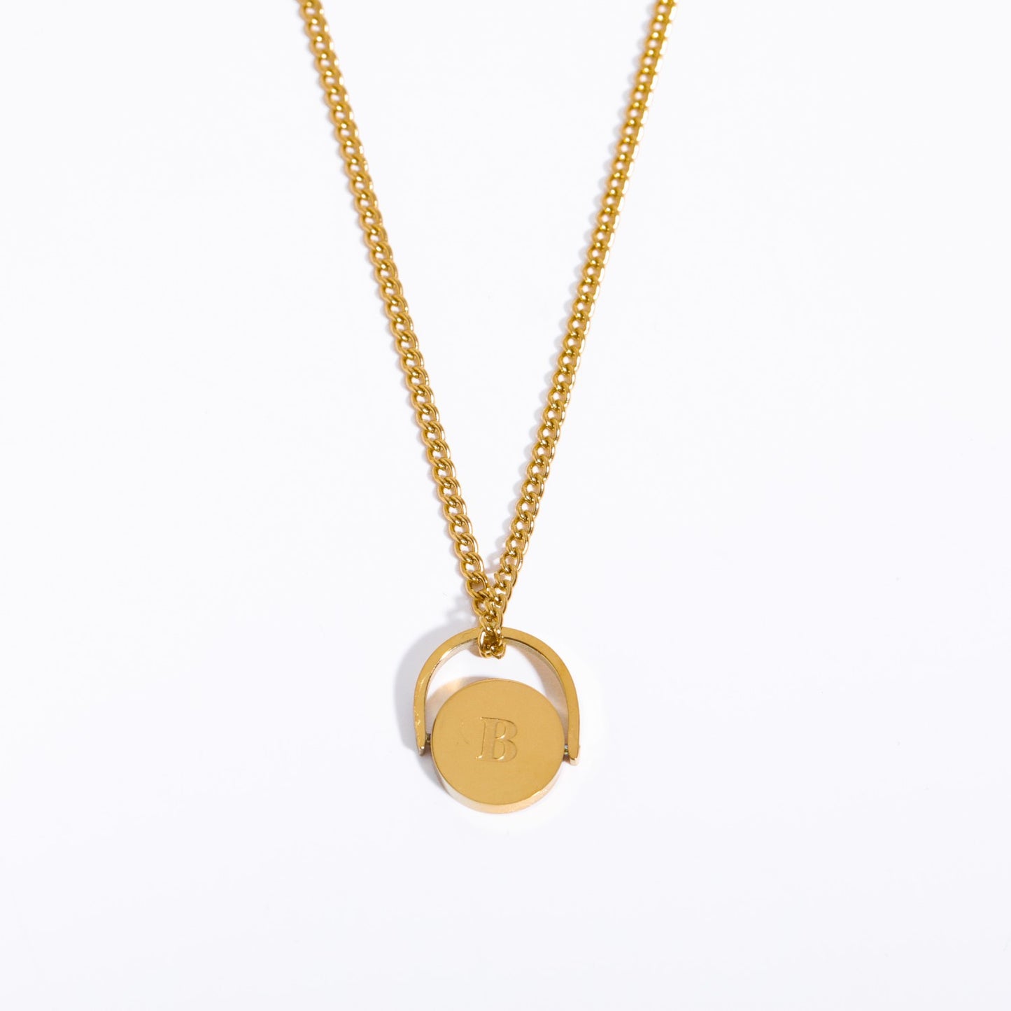 Minimalist Letter Shape Titanium Steel Pendant Necklace with Enamel Finish and Oval Stainless Steel Charm on O-Chain for Women