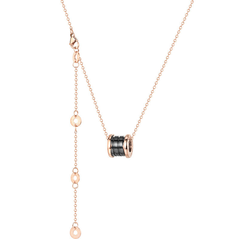 Collana Minimalista Geometrica in Acciaio Titanio con Ceramica Nera e Ciondolo Placcato Oro 18K da Donna