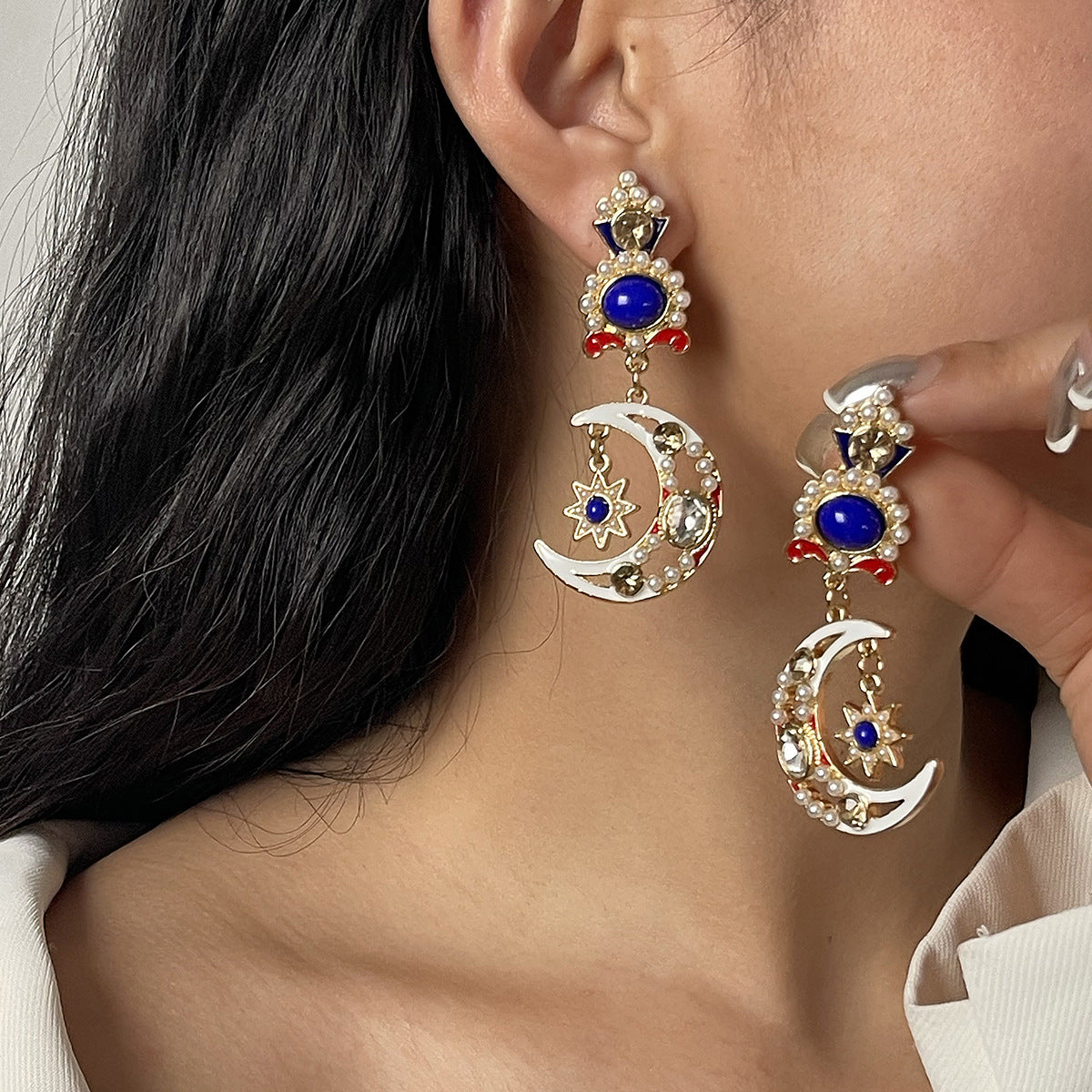 Pendientes de estrella y luna asimétricos con cristales para mujer: dulces y atrevidos