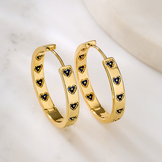 Pendientes de aro de cobre geométricos de inspiración vintage con baño de oro de 18 quilates y detalle de corazón de circonita cúbica para mujer