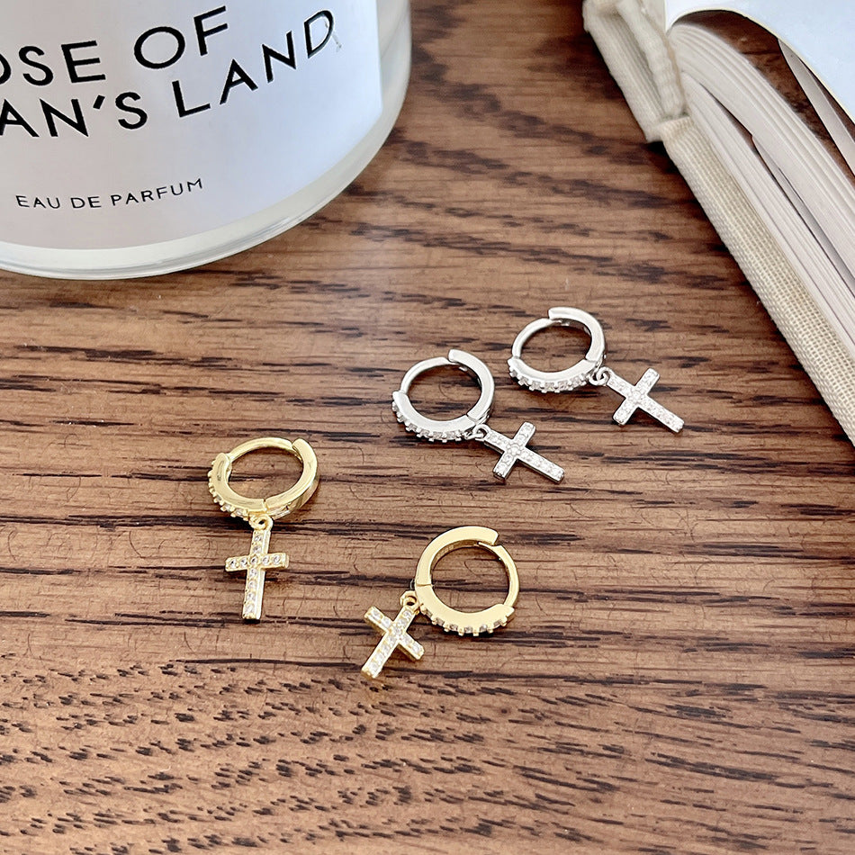 Dulces aretes de aro minimalistas con cruz de plata de ley 925 chapados en diamantes de imitación para mujer