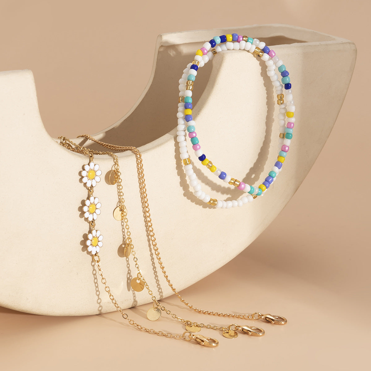 Juego de pulseras minimalistas tipo margarita con borlas de diamantes de imitación y cuentas de aleación para mujer