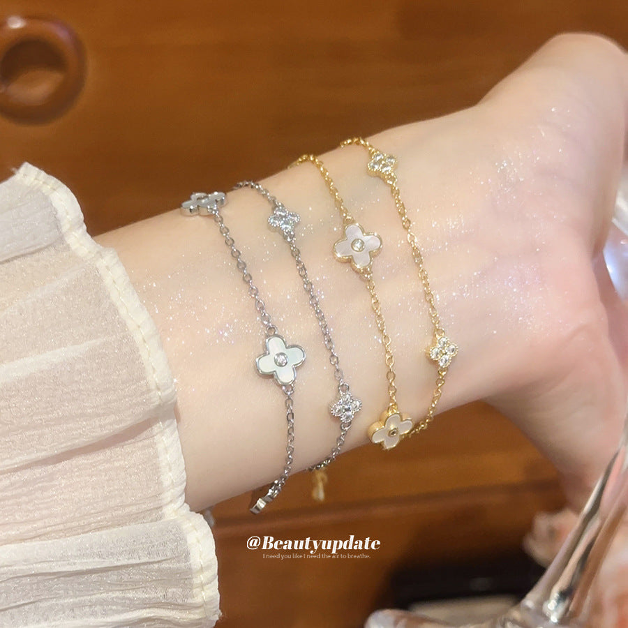 18K Gold Plated Floral Shell Bracelet for Women Adjustable Minimalist Everyday Luxury Hand Jewelry