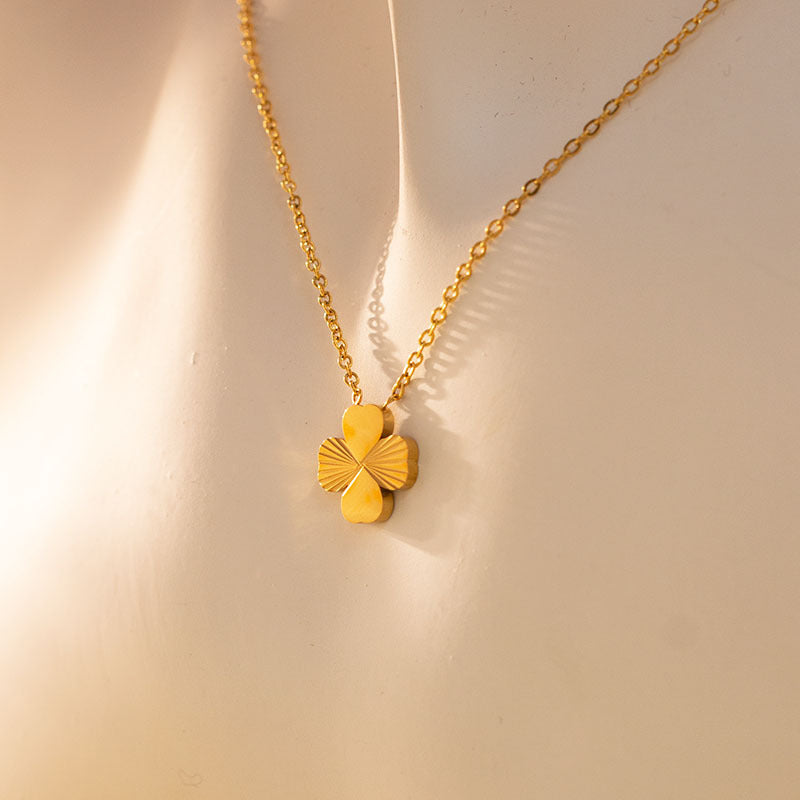 Minimalist 18K Gold Plated Plant Titanium Steel Necklace for Women