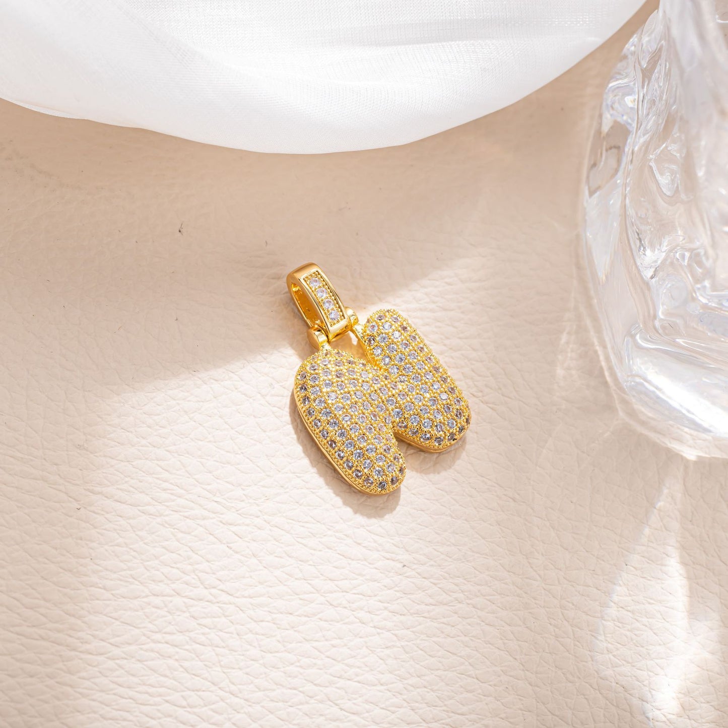 Minimalist Hip-hop Micro Inlaid Cubic Zirconia Letter Brass Pendant Necklace
