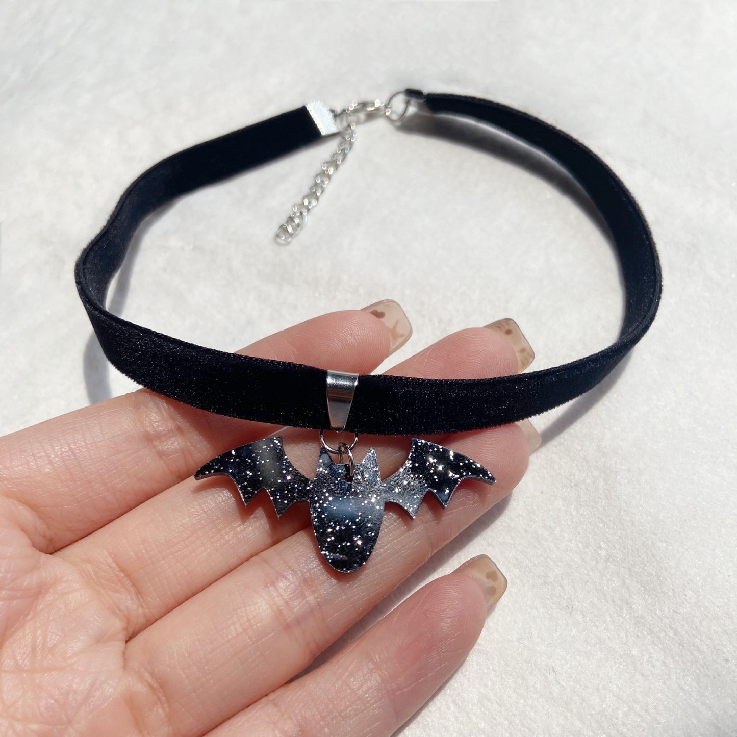 Sweet-Edgy Velvet Choker Necklace with Acrylic Star Snowflake Bat Skull Heart Pendant in Geometric and Insect Shapes