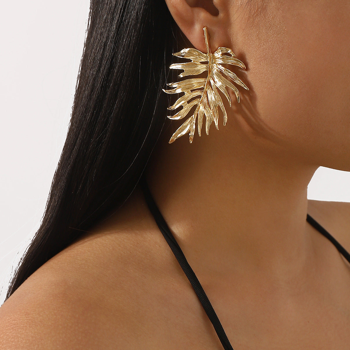 Pendientes de aleación con forma de hoja de estilo chic para mujer con acabado chapado