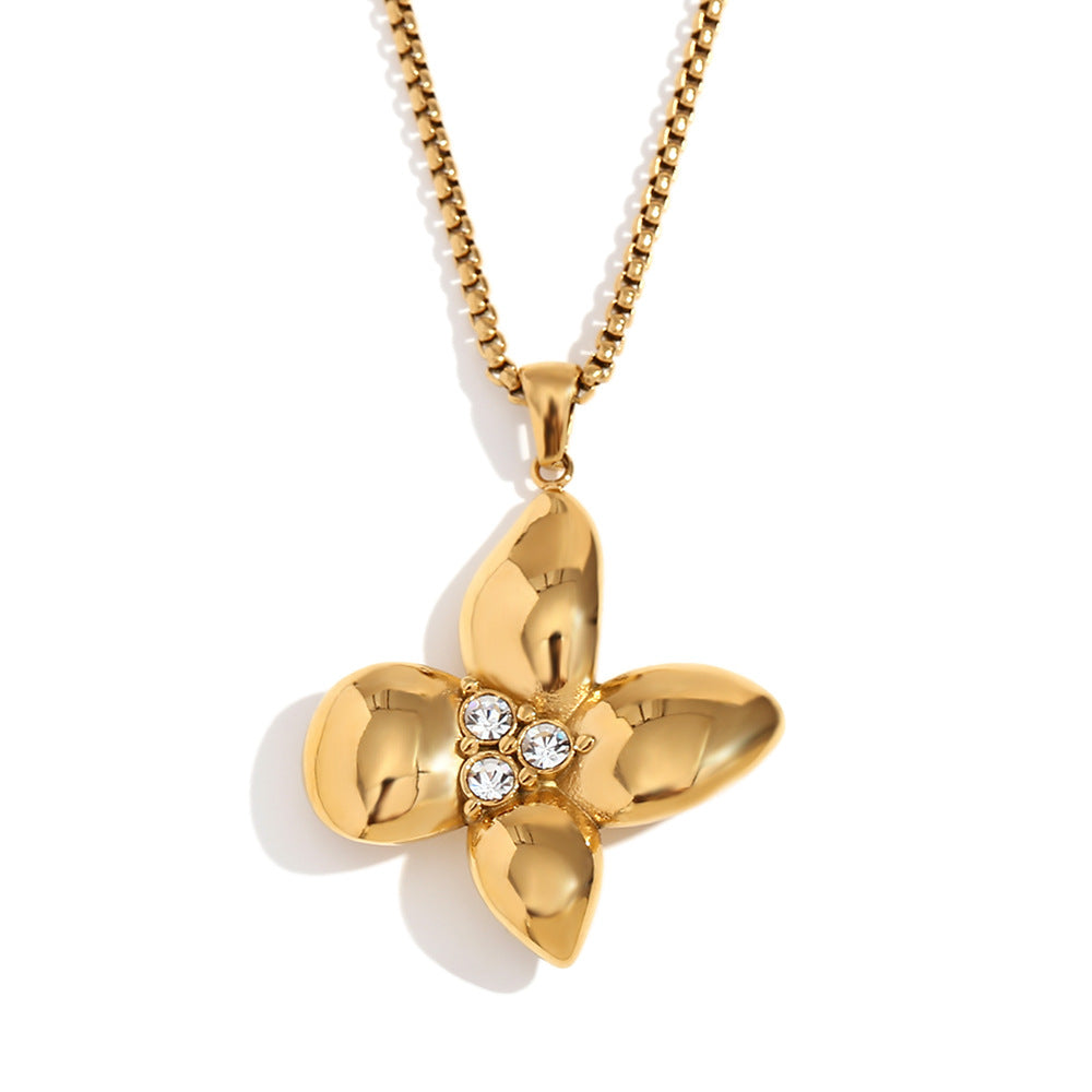 Collana con ciondolo a petali floreali alla moda da donna in acciaio inossidabile con placcatura in oro 18 carati e catena a perle quadrate